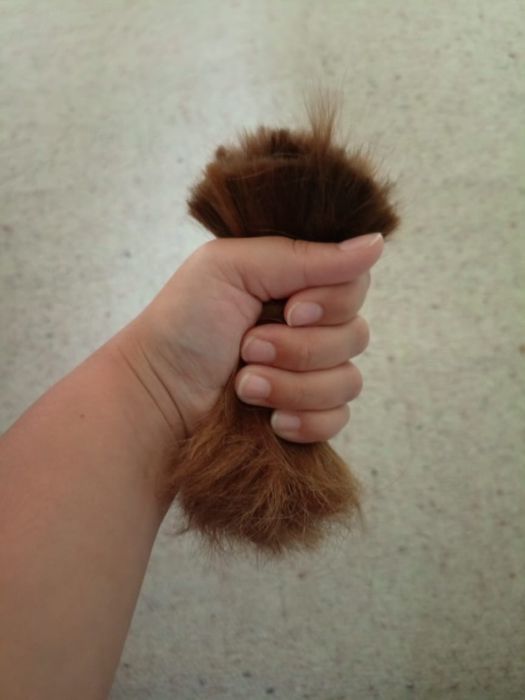 Продаю крашеные волосы