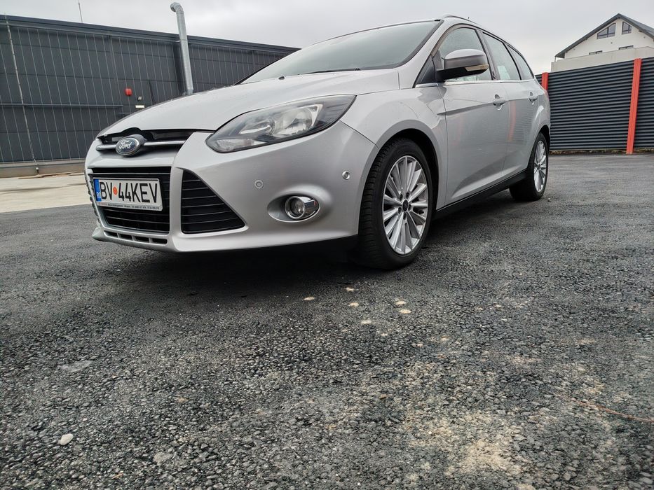 Ford Focus 3 Champions League  – scaune & parbriz încălzite!