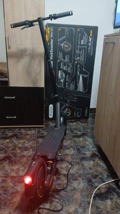 Trottinetă electrică Ninebot KickScooter Max G2