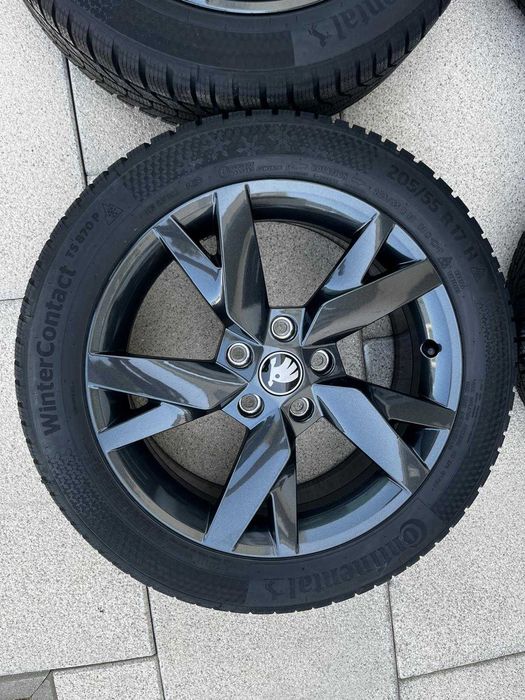 Set Jante cu cauciucuri de iarnă Skoda Octavia 4 205/55R17 DOT 2025