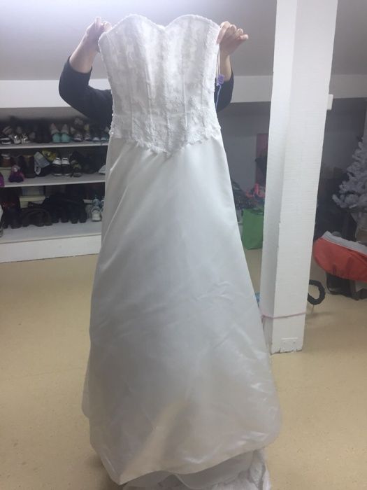 Rochie de mireasa Demetrios 9636