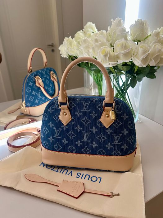 Louis Vuitton Geanta de mãnã alma LV