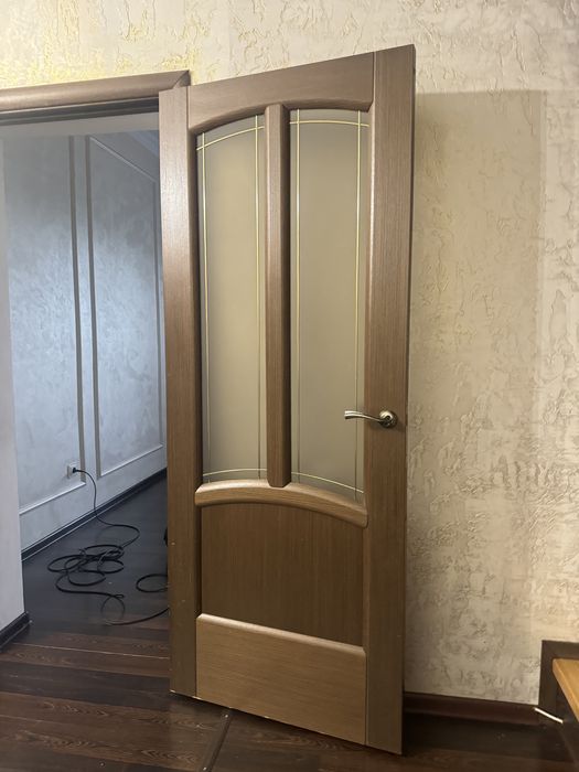 Продам двери из шпона (Белорусь)