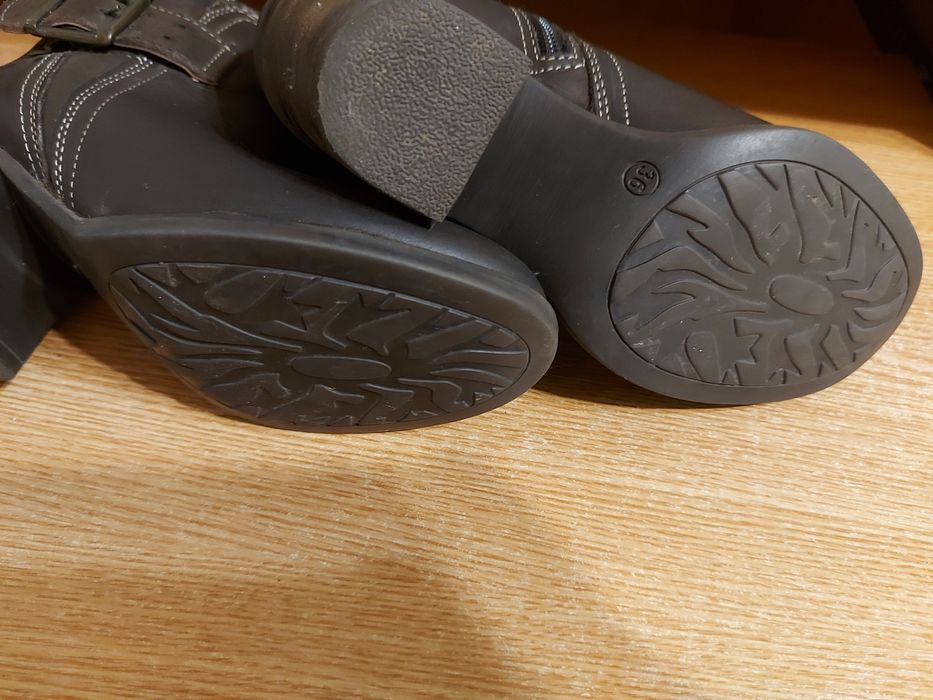 Ghete Gatta piele naturală