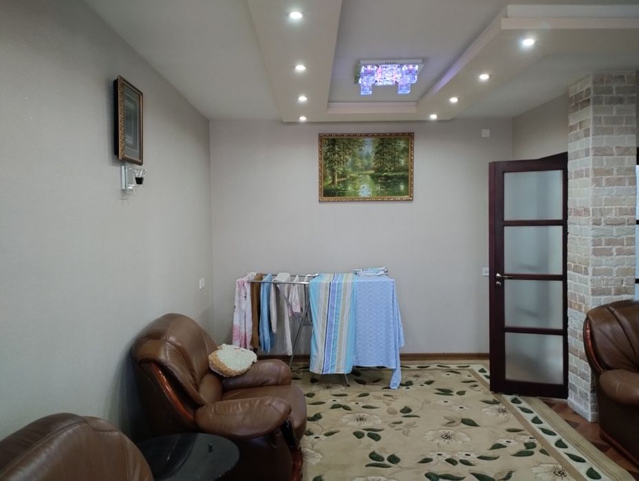 Продается 3 комнатная квартира