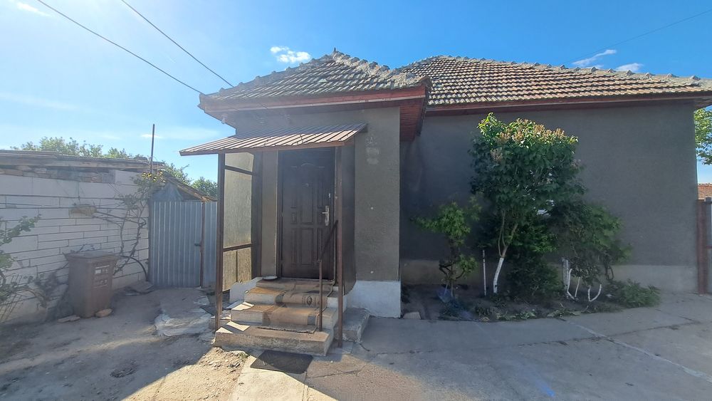 Casa de vânzare in cermei jud Arad