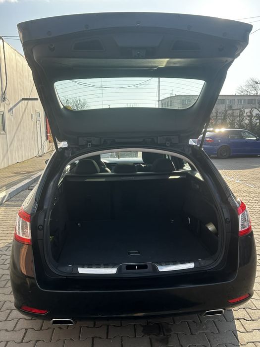 Peugeot 508 sw 2011
