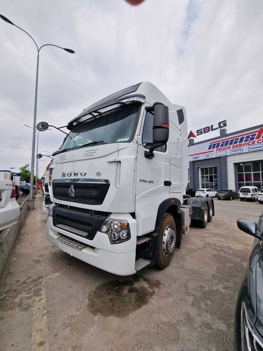 Седельный тягач Sinotruk Howo-T7H 6x4 CNG в НАЛИЧИИ
