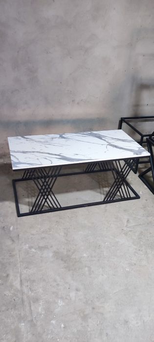 Журнальный столик в стиле лофт