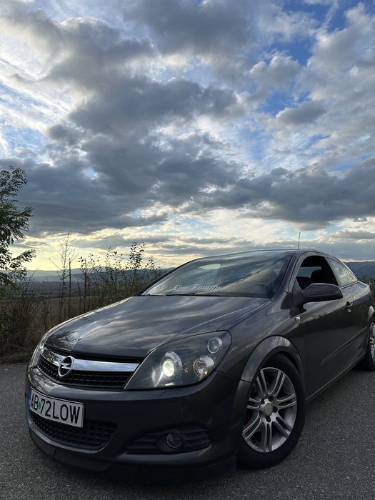 2009 Opel Astra H GTC Panoramic