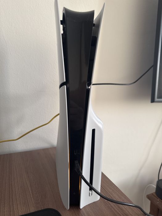 Продам PS5 1TB + Игры