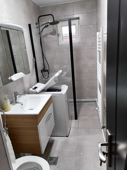 Inchiriez apartament 1 camera!