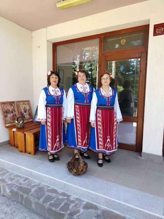 Дава се под наем Хотел в Батак - 320 кв.м за 102 € - Снимка #4