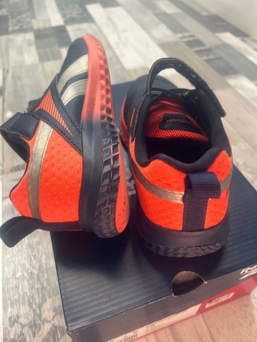 Reebok маратонки