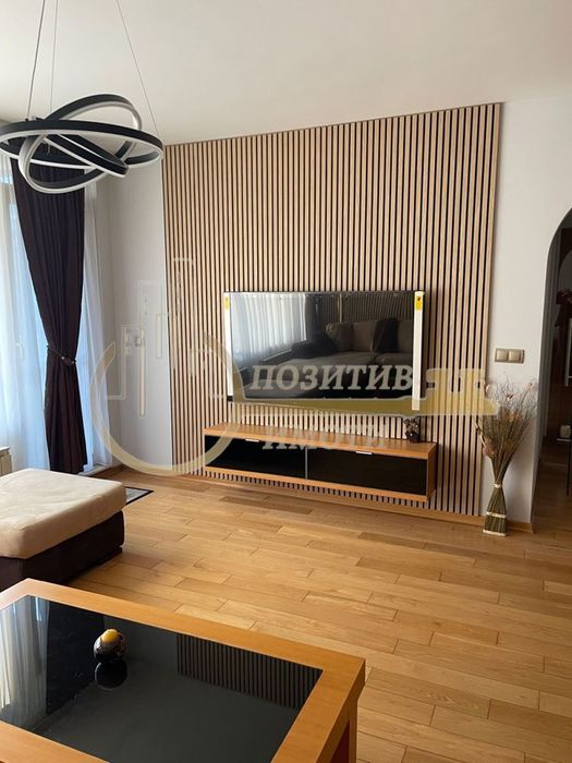 Дава се под наем Тристаен апартамент в София, Витоша - 130 кв.м за 1000 € - Снимка #7