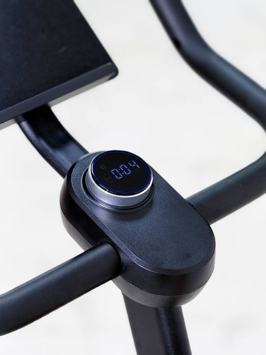 Велотренажёр AXELUS Velo AX04 с электронным управлением нагрузки

• Со