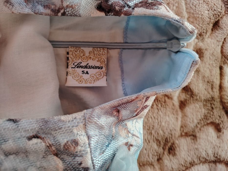 Детское платье на 4-5   лет, турецкого бренда Lindissimа.