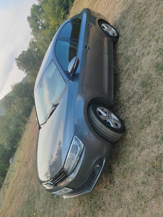 Vand Jetta 2011 , Motor 2L, stare foarte buna .
