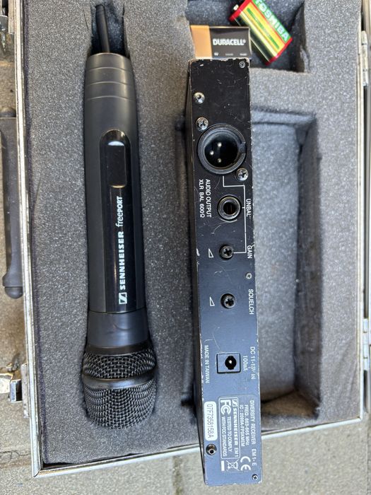MICROFON Sennheiser Wireless Freeport EM1-C System + Microphone