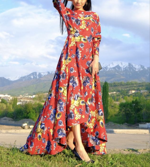 Платье красное длинное