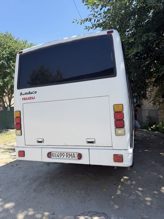 Исузу автобус кабина сотилади