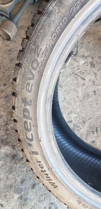 Зимни гуми-18цола-225/40-1бр.-35€-"HANKOOK "
