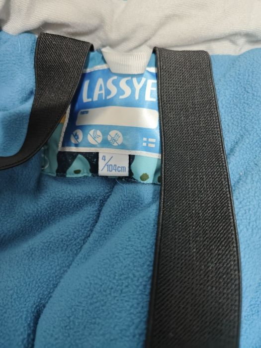 Зимние комбинезоны