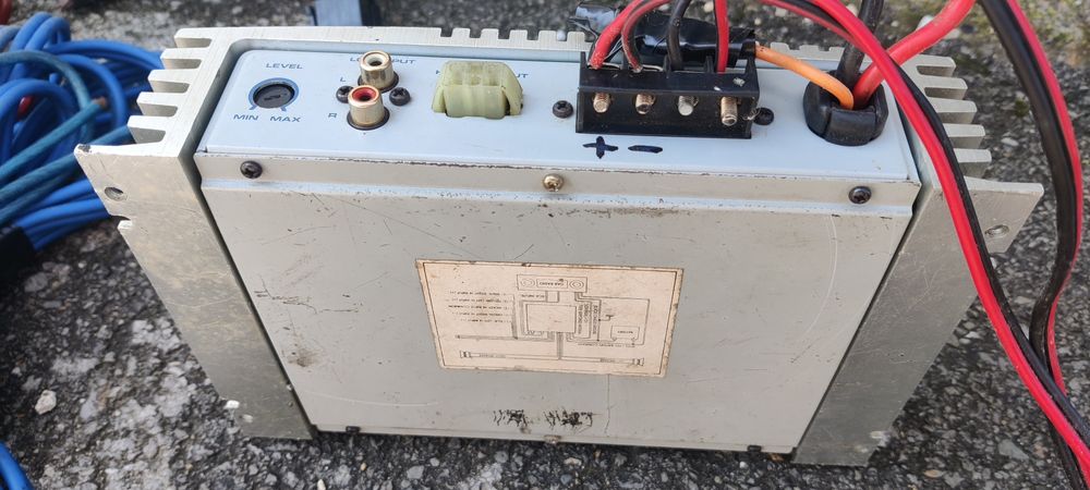 Бас туба и усилвател Magnat