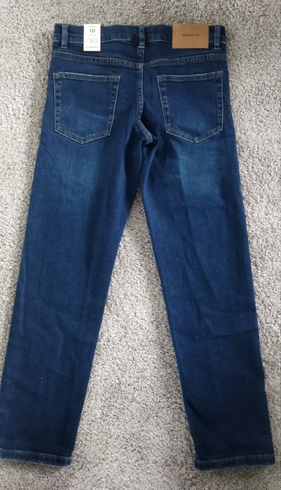 Нови детски дънки Zara, размер 140