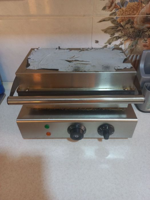 Вафельница орешка