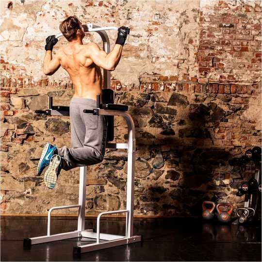 Stație de tracțiuni Alb/Negru