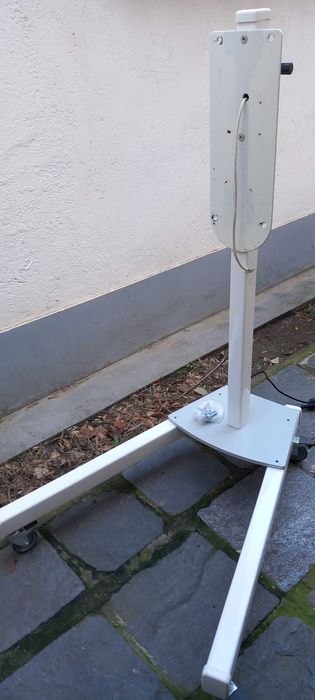 Подвижна стойка за рентгенов апарат (кугел)