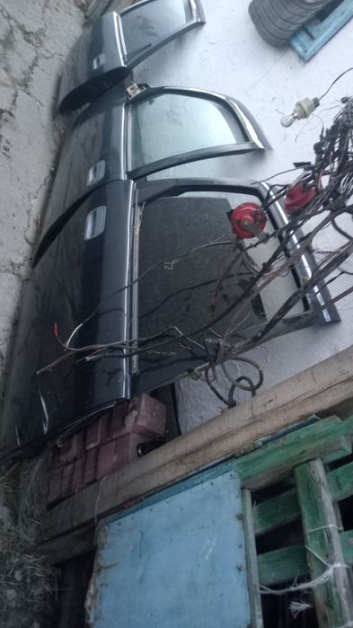 Опель   вектра  а    2.0  .18   запчасти