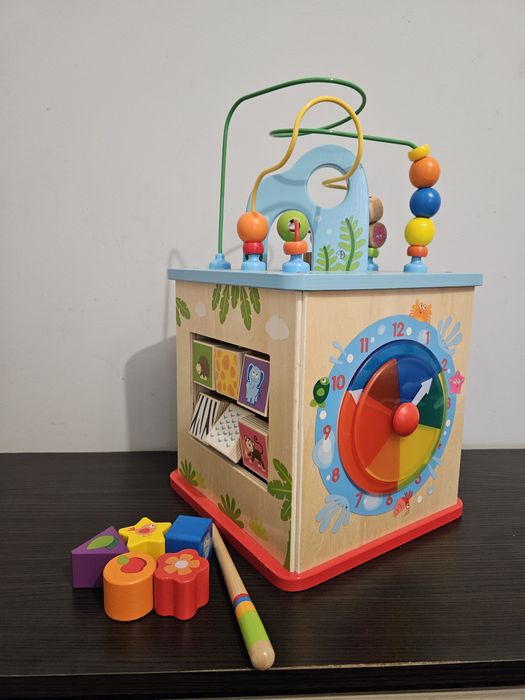 HAPE Мултифункционален дървен куб с активности