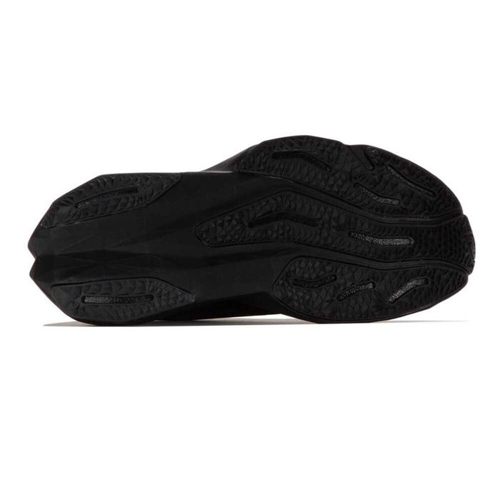 Нови мъжки маратонки New Balance Fuelcell Rebel V4 Black