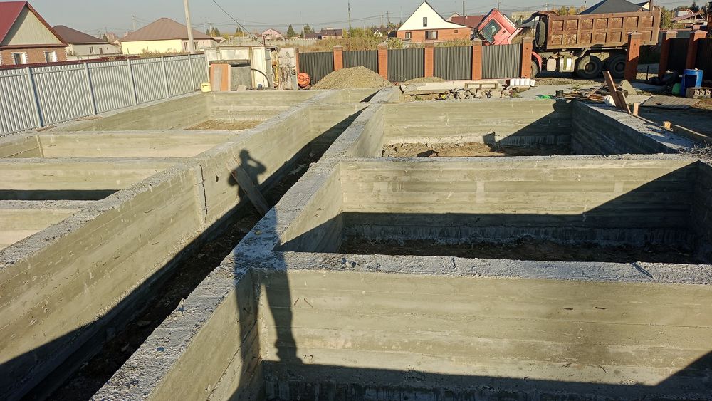 Продам два смежных участка