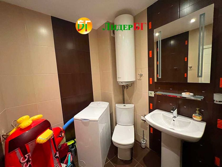 Тристаен апартамент с фронтална гледка към морето в комплекс Сирена