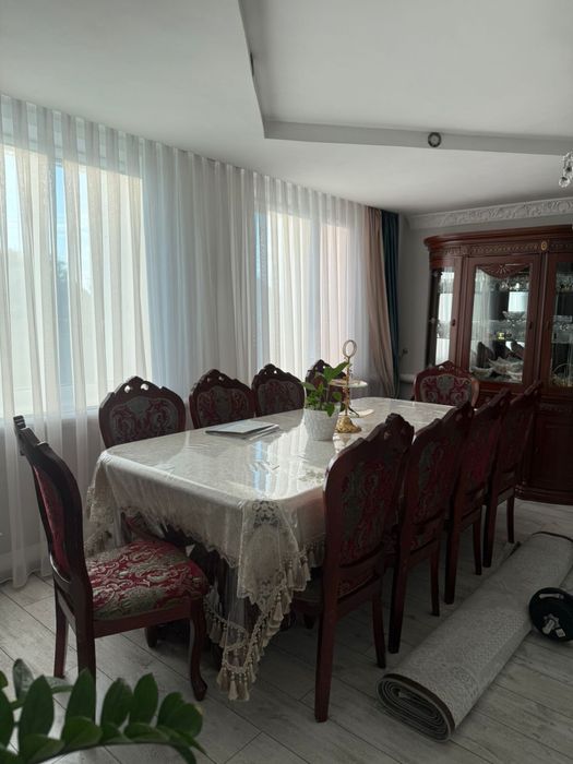 Продам гарнитур