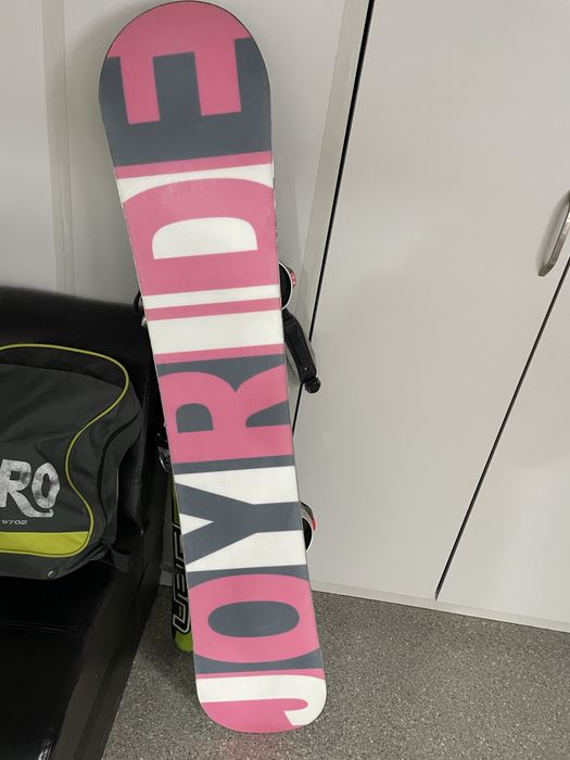 Сноуборд JOY RIDE с креплениями