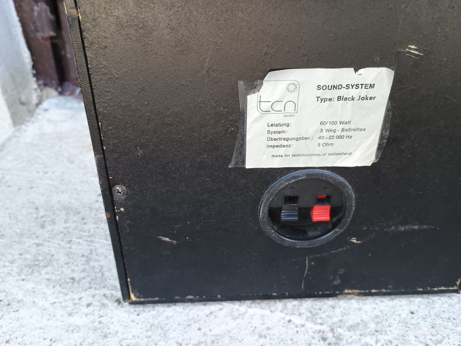 Vând boxe 60w RMS 8 ombi