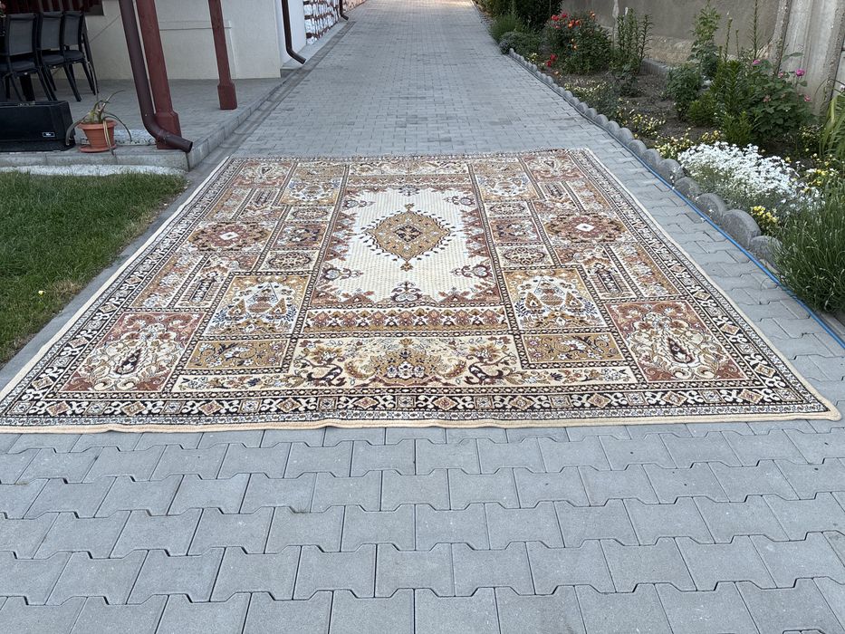 Covor persian marime mare