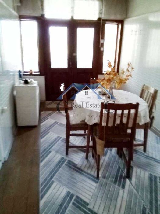 Продава се Къща в Долни чифлик - 122 кв.м за 779 €/кв.м - Снимка #4