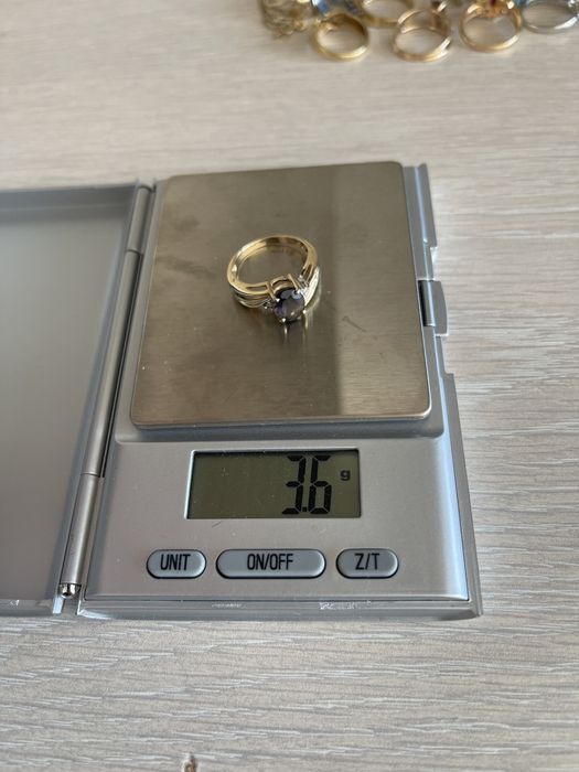 Inel aur galben 14k cu safir