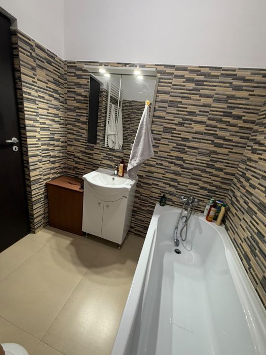 PRIMA ÎNCHIRIERE | Apartament complet utilat | Parcare
