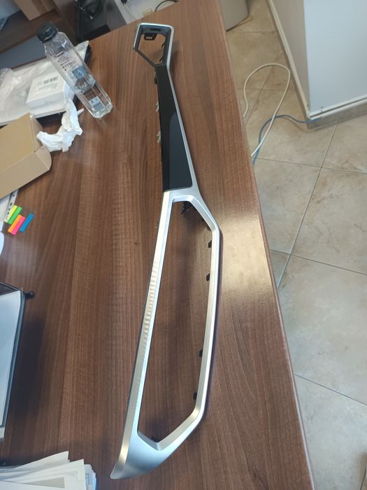 Grila bord BMW 320 I X drive(an 2019)