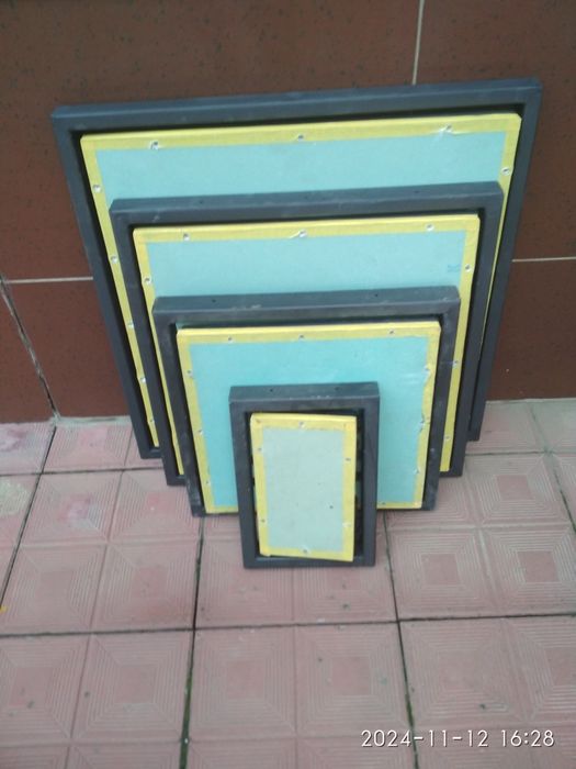 Люк невидимка под плитку кафеля и керамогранита В 60 см  Ш 30 см