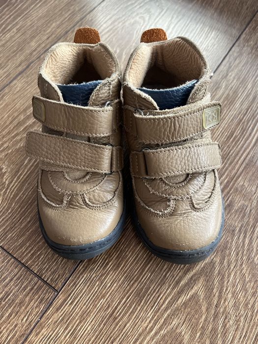 Зимни боти Колев и Колев