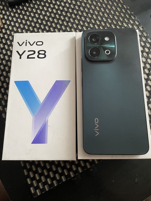 Смартфон vivo Y28
