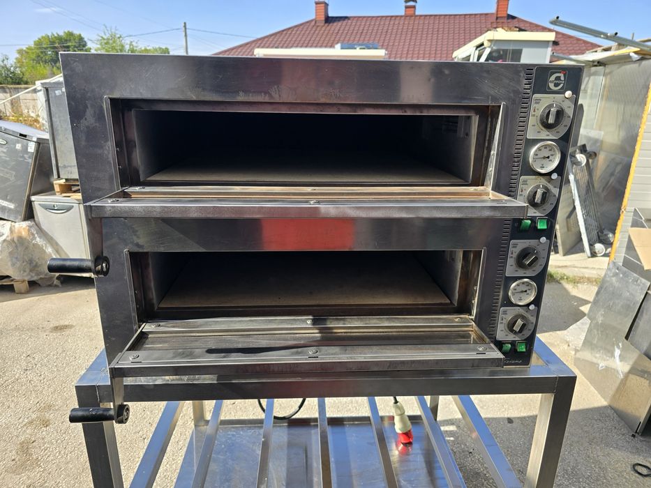 ФУРНА ЗА ПИЦА CUPPONE TZ435/2M,2022г,3500лв