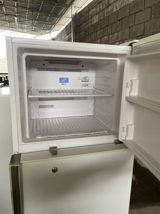 Холодильник Хитачи